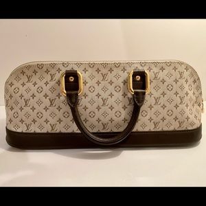Stunning & Spectacular!! Vintage Louis Vuitton Mini  ‘Lin Alma’ Tote Bag!!